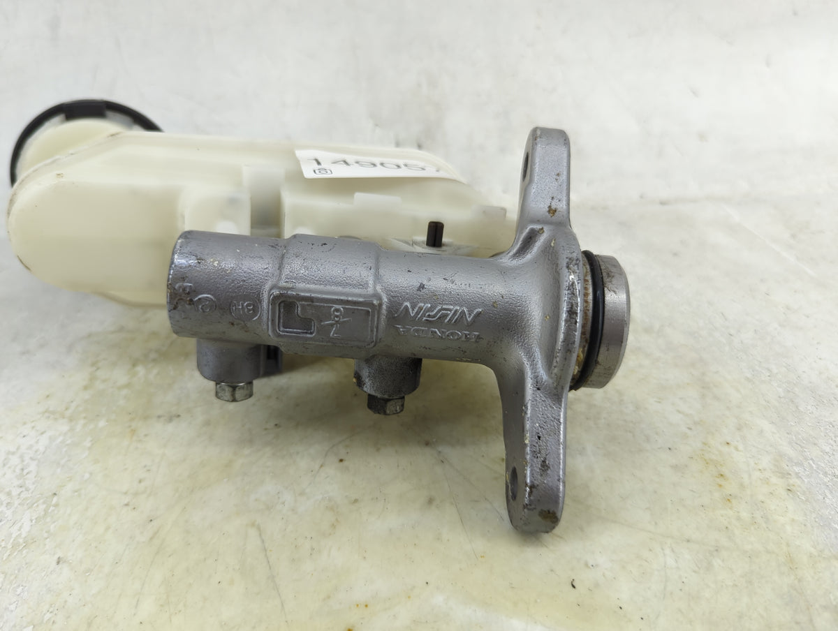 2016-2022 Honda Pilot Brake Master Cylinder 1490578 - Oemusedautoparts1.com