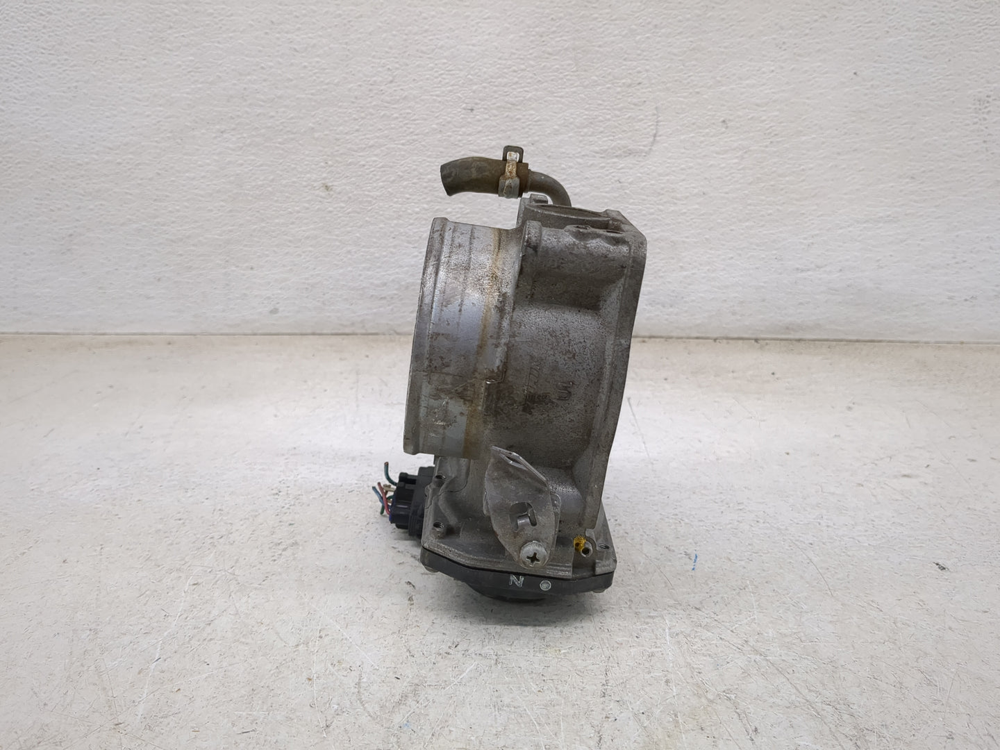 2016-2021 Honda Pilot Throttle Body P/N:1430 016731 Fits Fits 2016 2017 2018 2019 2020 2021 OEM Used Auto Parts - Oemusedaut