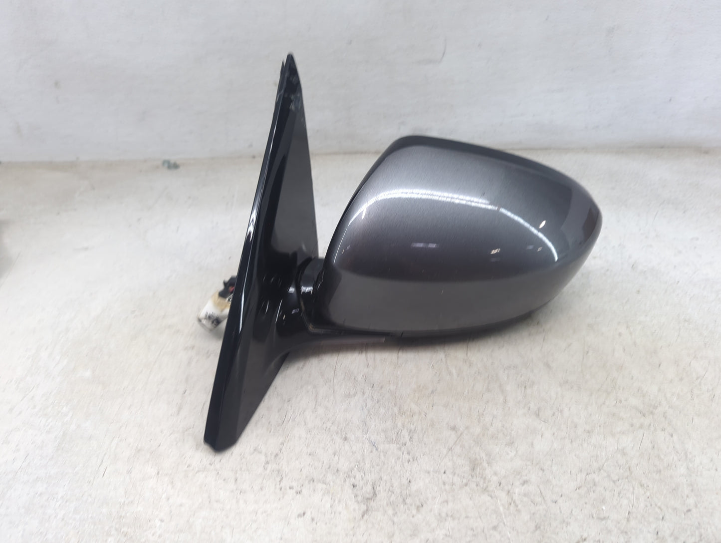 2017-2018 Honda Pilot Driver Side View Mirror - Left Door Mirror OEM Used - Oemusedautoparts1.com