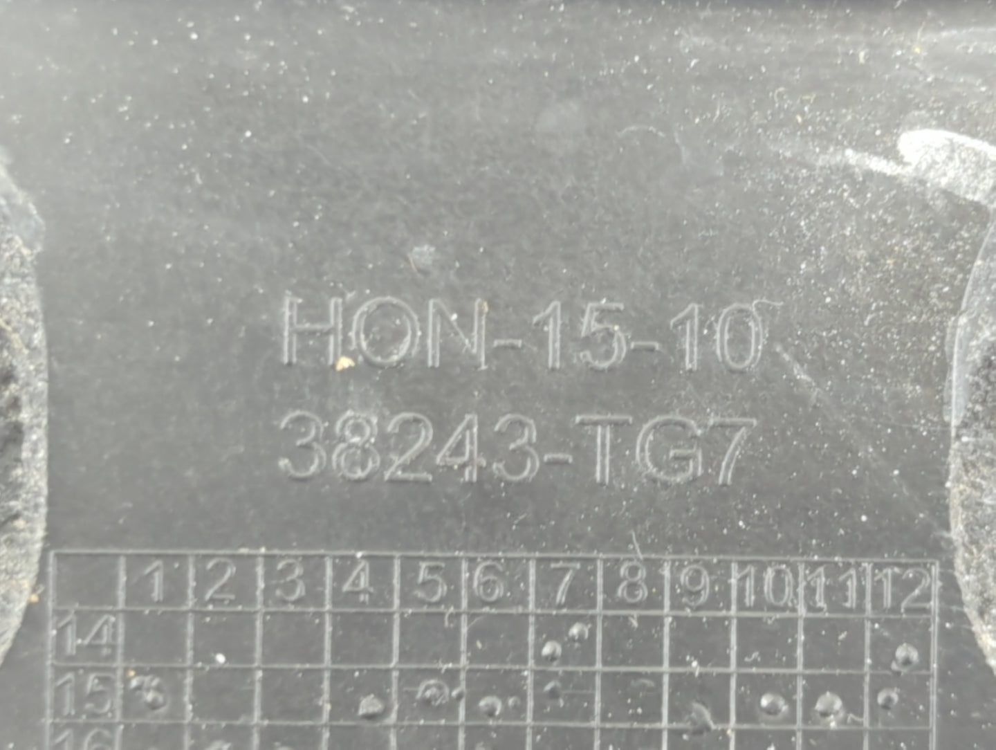 2016-2018 Honda Pilot Fusebox Fuse Box Panel Relay Module P/N:38243-TG7 7171-4427-30 Fits Fits 2016 2017 2018 OEM Used Auto 