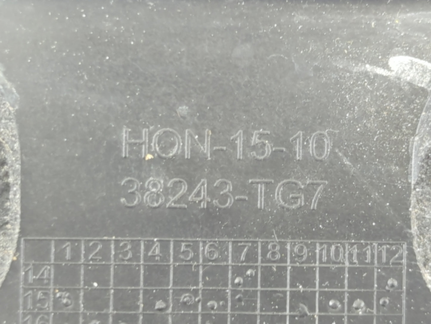 2016-2018 Honda Pilot Fusebox Fuse Box Panel Relay Module P/N:38243-TG7 7171-4427-30 Fits Fits 2016 2017 2018 OEM Used Auto 