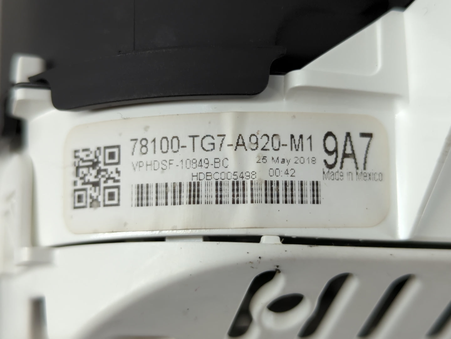 2017-2018 Honda Pilot Instrument Cluster Speedometer Gauges P/N:78100-TG7-A920-M1 Fits Fits 2017 2018 OEM Used Auto Parts - 