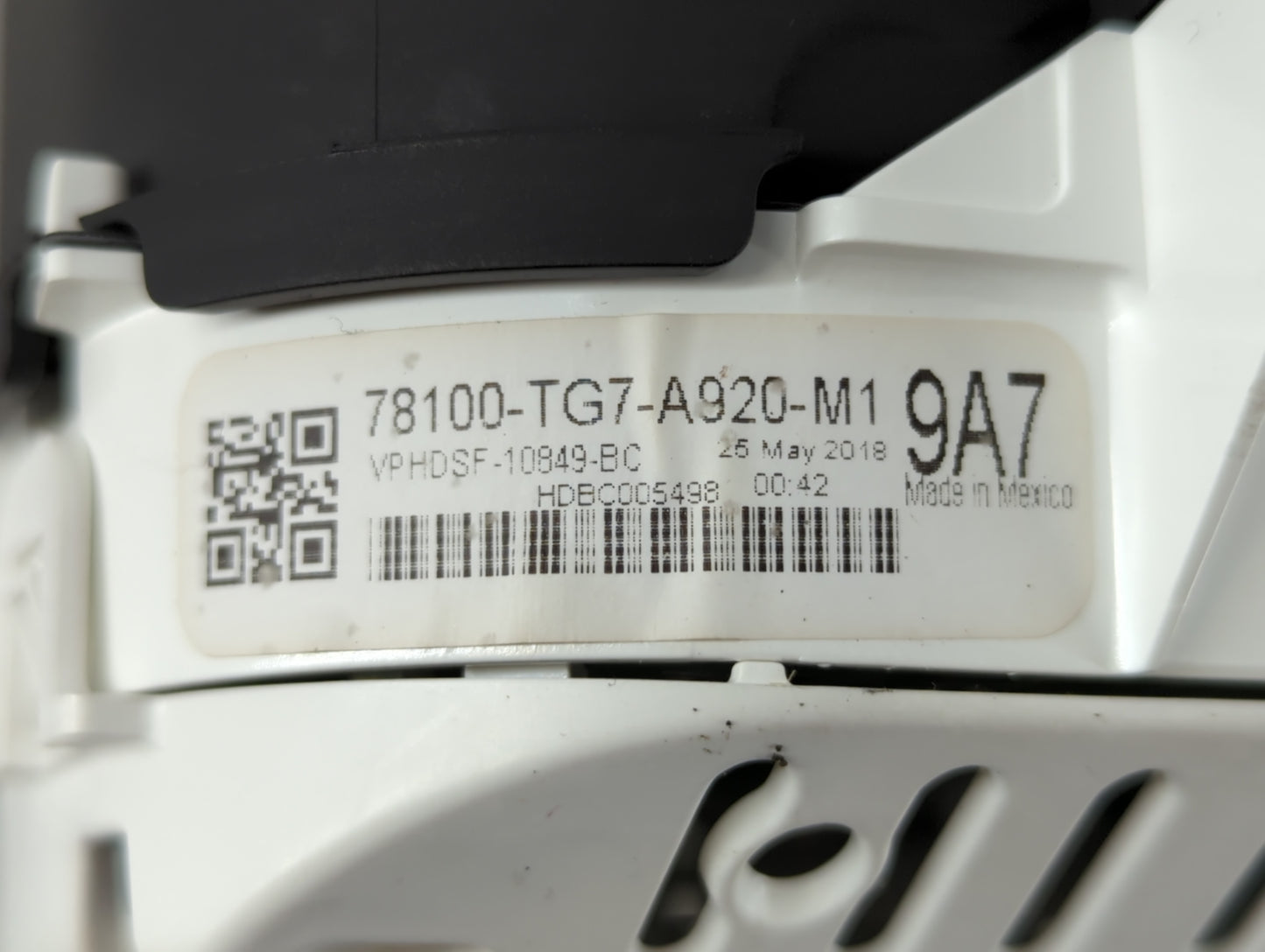 2017-2018 Honda Pilot Instrument Cluster Speedometer Gauges P/N:78100-TG7-A920-M1 Fits Fits 2017 2018 OEM Used Auto Parts - 