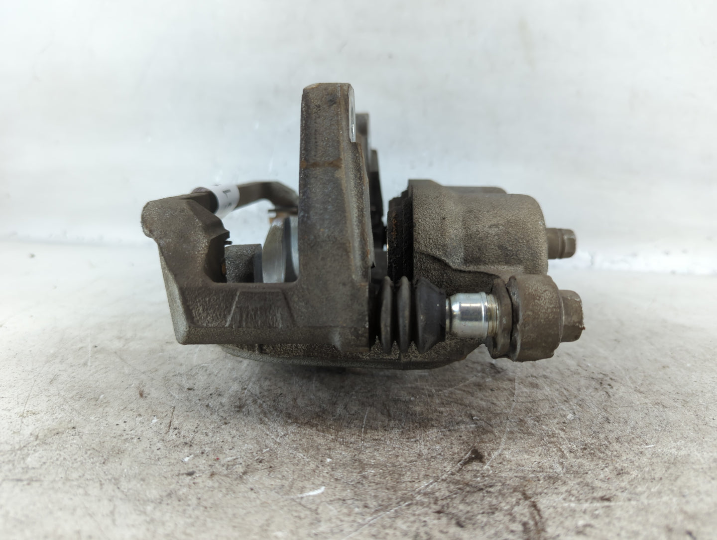 2016-2022 Honda Pilot Front Passenger Right Brake Caliper - Oemusedautoparts1.com