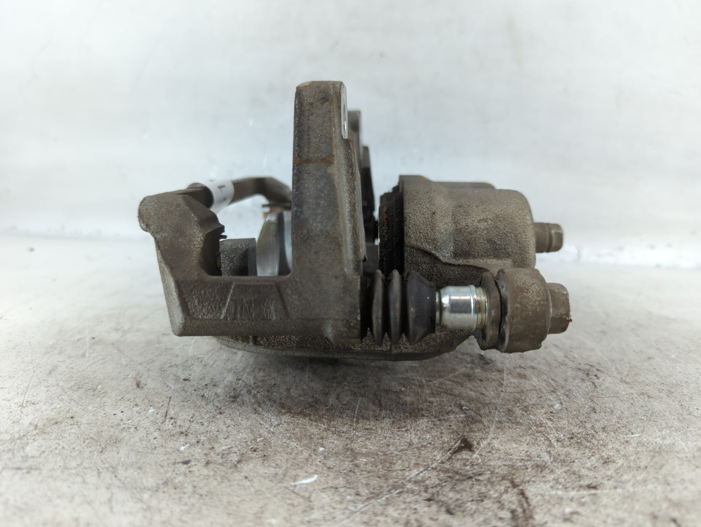 2016-2022 Honda Pilot Front Passenger Right Brake Caliper - Oemusedautoparts1.com