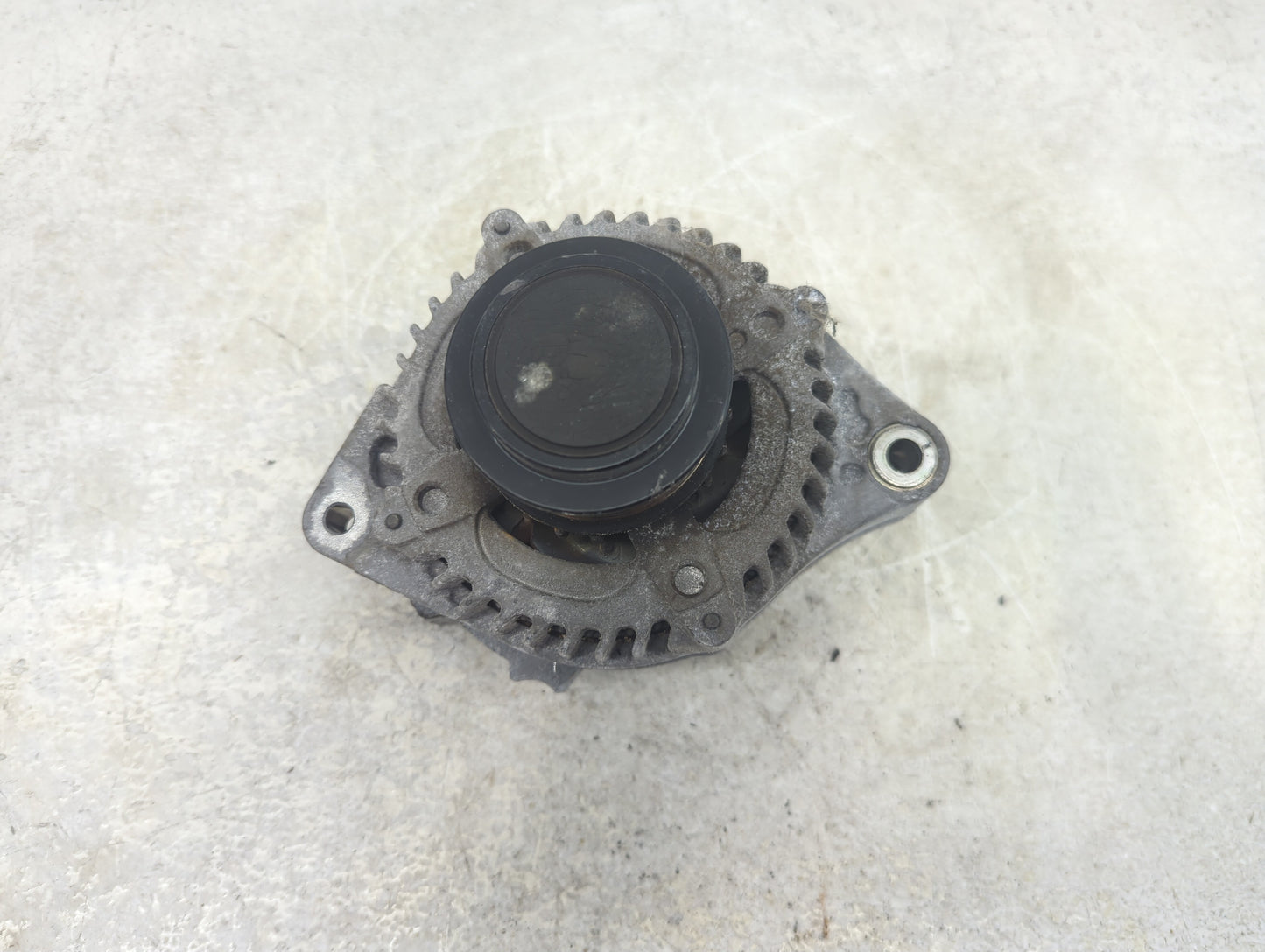 2017-2022 Honda Ridgeline Alternator Replacement Generator Charging Assembly Engine OEM P/N:TN104211-8510 Fits OEM Used Auto