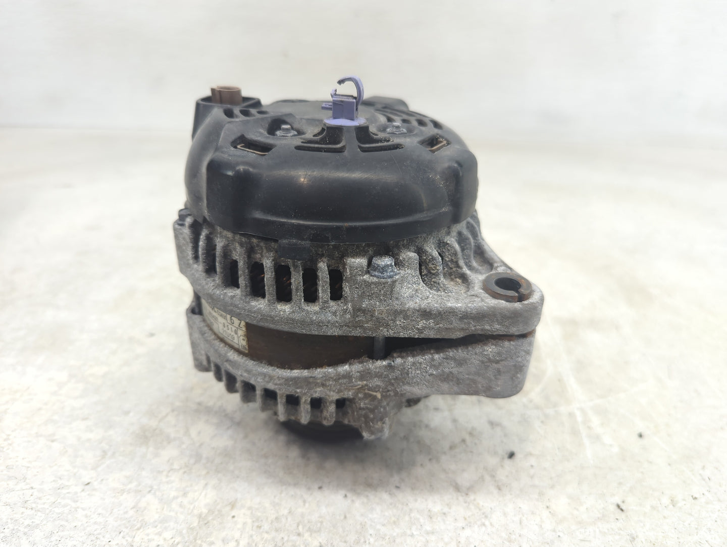 2017-2022 Honda Ridgeline Alternator Replacement Generator Charging Assembly Engine OEM P/N:TN104211-8510 Fits OEM Used Auto