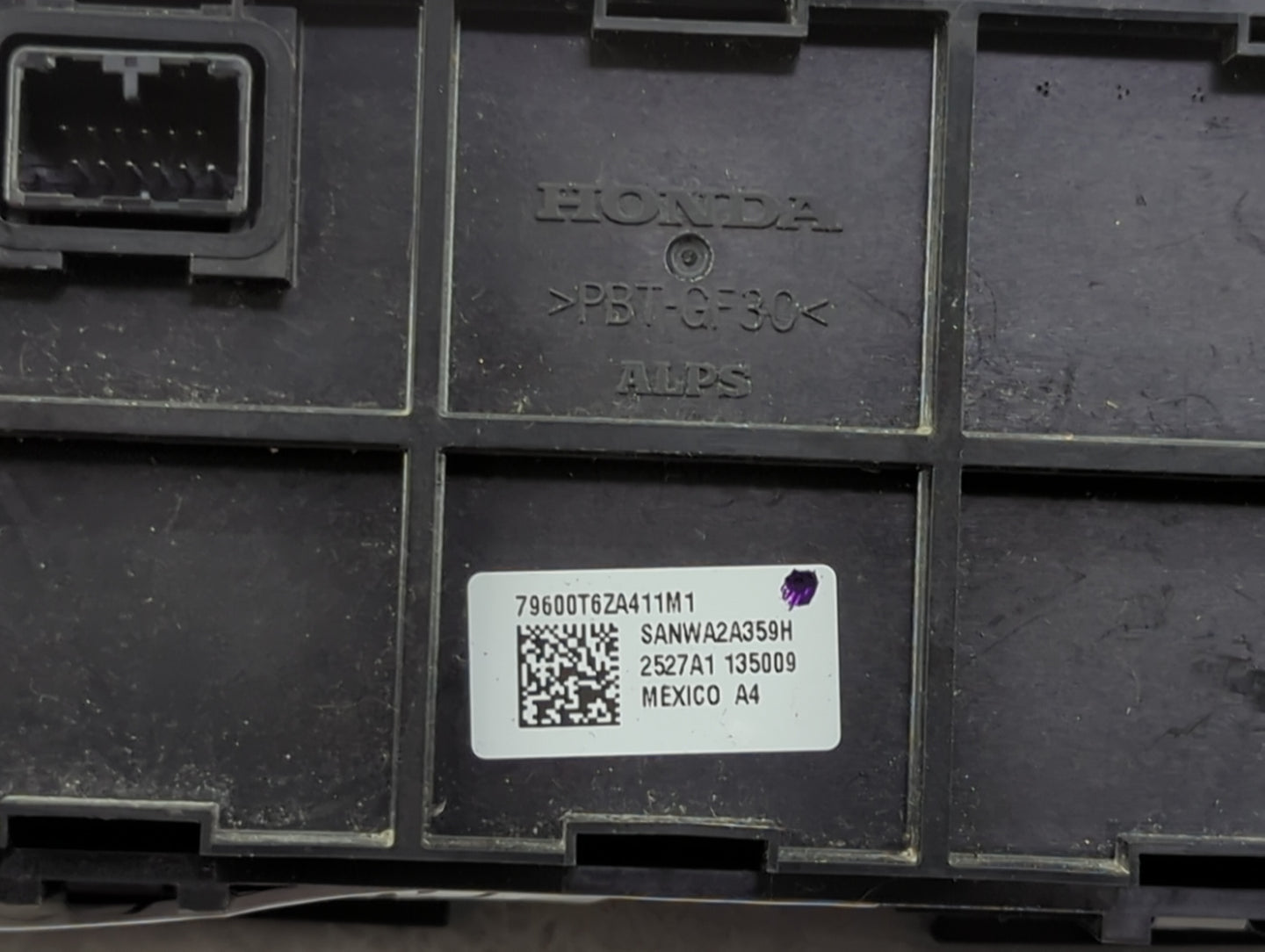 2017-2019 Honda Ridgeline Climate Control Module Temperature AC/Heater Replacement P/N:79600T6ZA411M1 Fits Fits 2017 2018 20