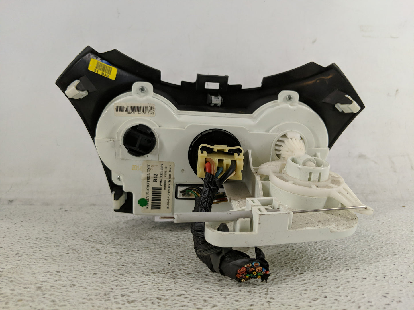 2018-2022 Hyundai Accent Climate Control Module Temperature AC/Heater Replacement P/N:97250-1RBL1 Fits OEM Used Auto Parts -