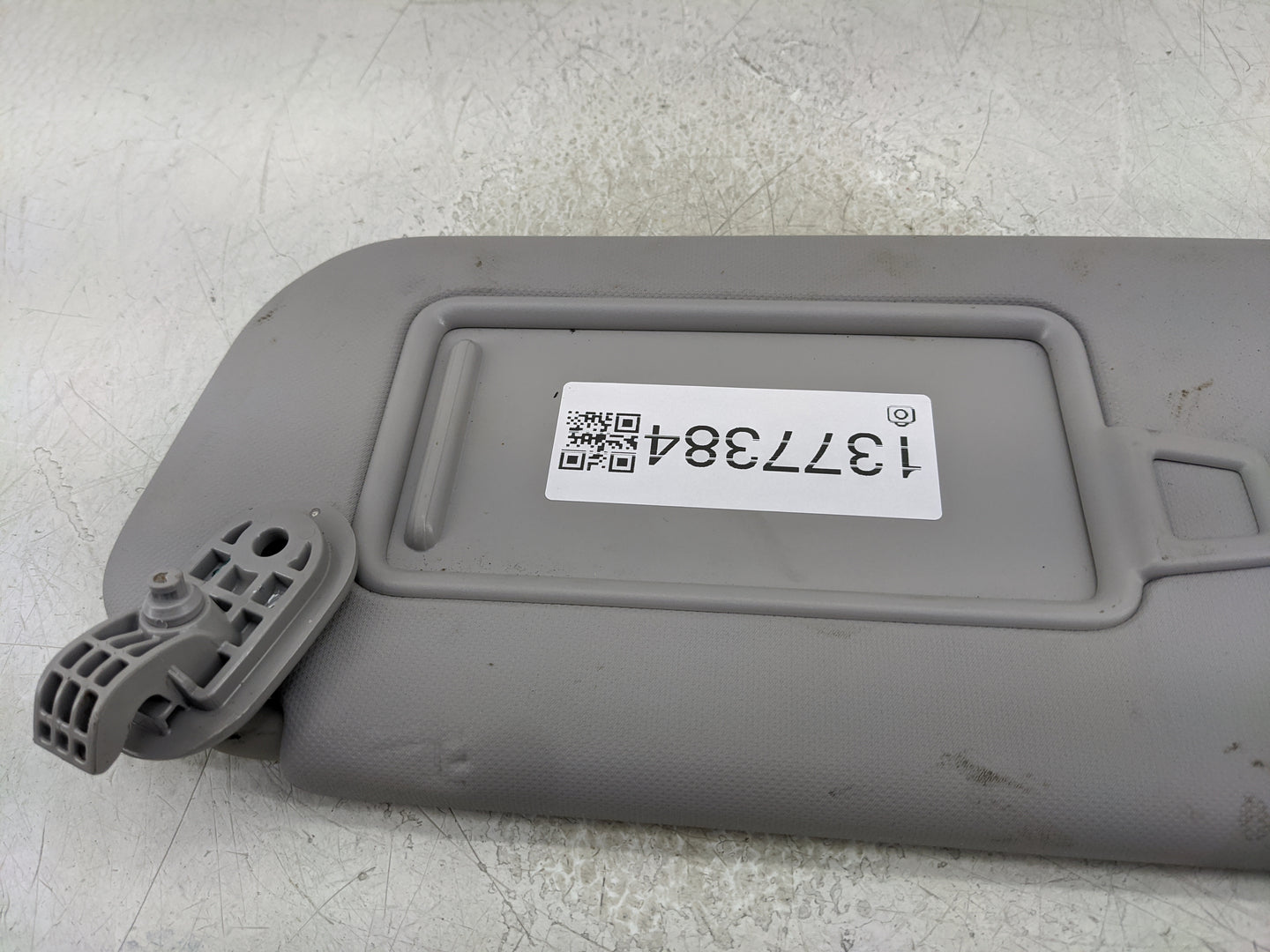 2018-2022 Hyundai Accent Sun Visor Shade Replacement Passenger Right Mirror Fits Fits 2018 2019 2020 2021 2022 OEM Used Auto
