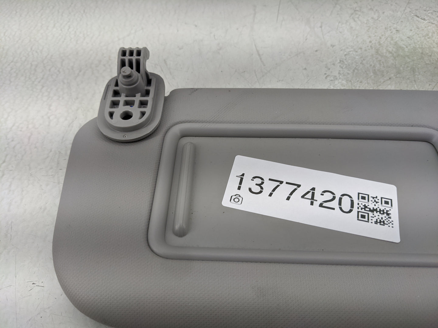 2018-2022 Hyundai Accent Sun Visor Shade Replacement Driver Left Mirror Fits Fits 2018 2019 2020 2021 2022 OEM Used Auto Par