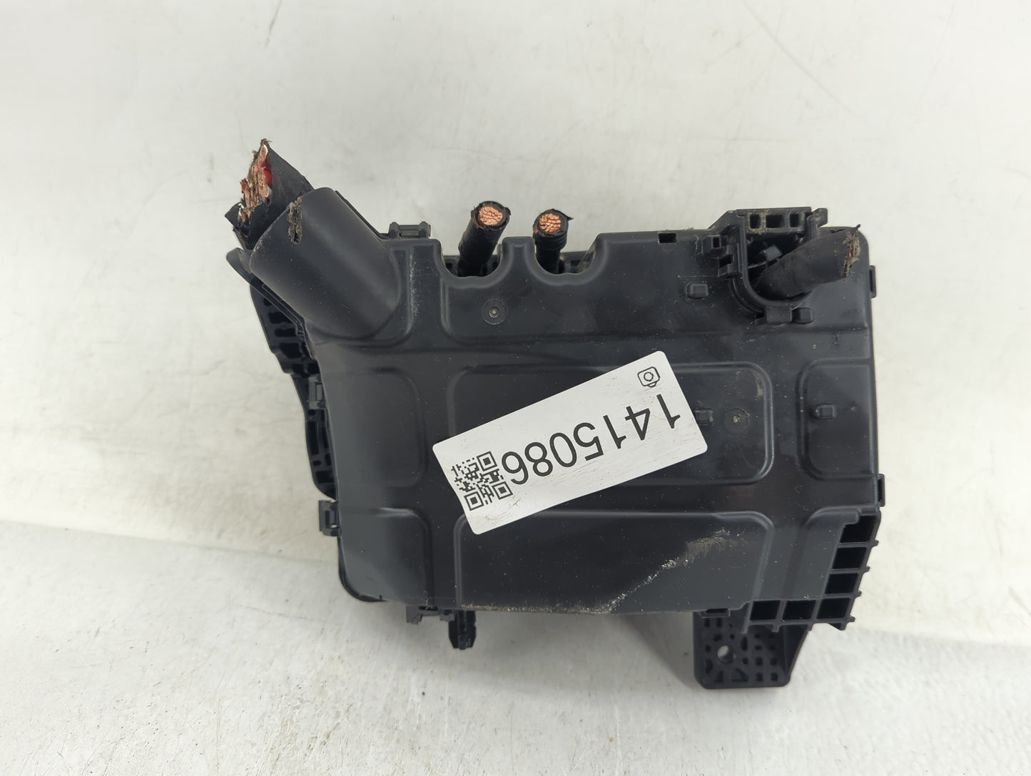 2018-2019 Hyundai Accent Fusebox Fuse Box Panel Relay Module Fits Fits 2018 2019 OEM Used Auto Parts - Oemusedautoparts1.com