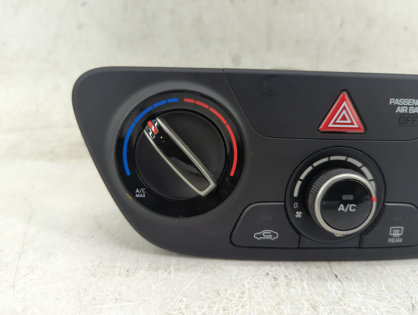 2018-2022 Hyundai Accent Climate Control Module Temperature AC/Heater Replacement P/N:97250J0000 Fits OEM Used Auto Parts - 