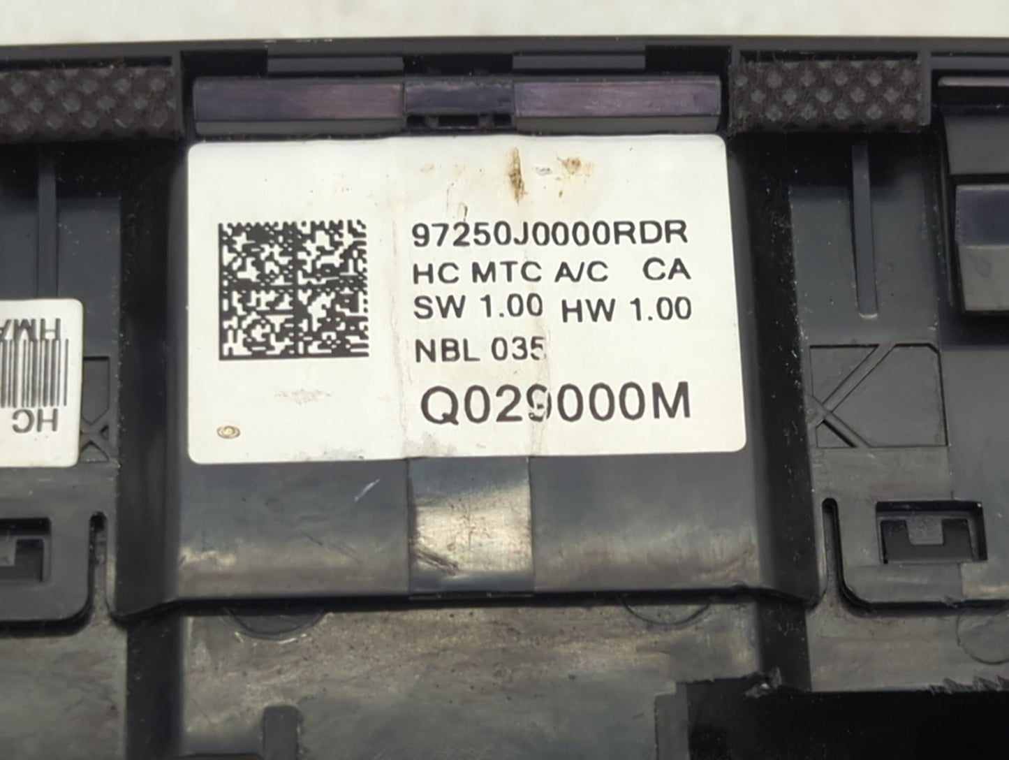2018-2022 Hyundai Accent Climate Control Module Temperature AC/Heater Replacement P/N:97250J0000 Fits OEM Used Auto Parts - 