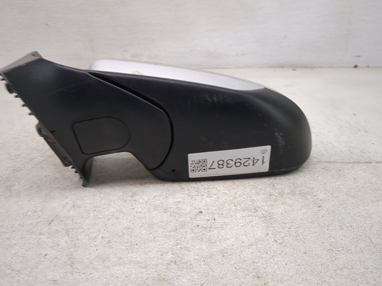 2018-2022 Hyundai Accent Driver Side View Mirror - Left Door Mirror OEM Used - Oemusedautoparts1.com