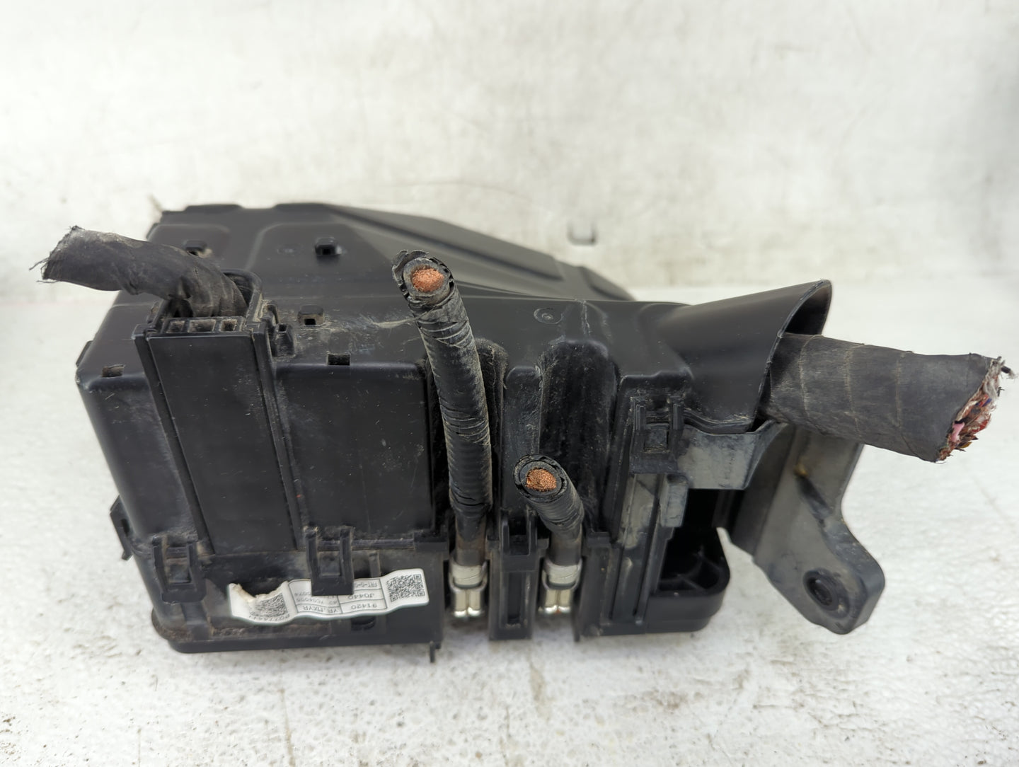 2018-2019 Hyundai Accent Fusebox Fuse Box Panel Relay Module P/N:91420 J0440 Fits Fits 2018 2019 OEM Used Auto Parts - Oemus