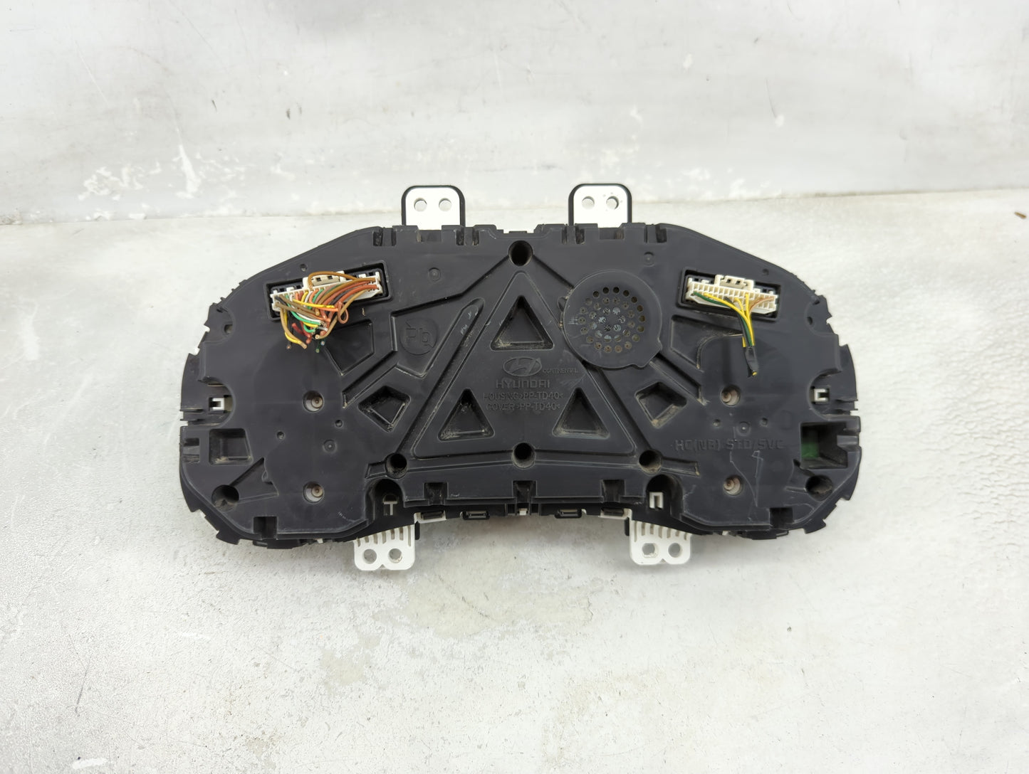 2018 Hyundai Accent Instrument Cluster Speedometer Gauges P/N:94001-J0030 P940J030 Fits OEM Used Auto Parts - Oemusedautopar