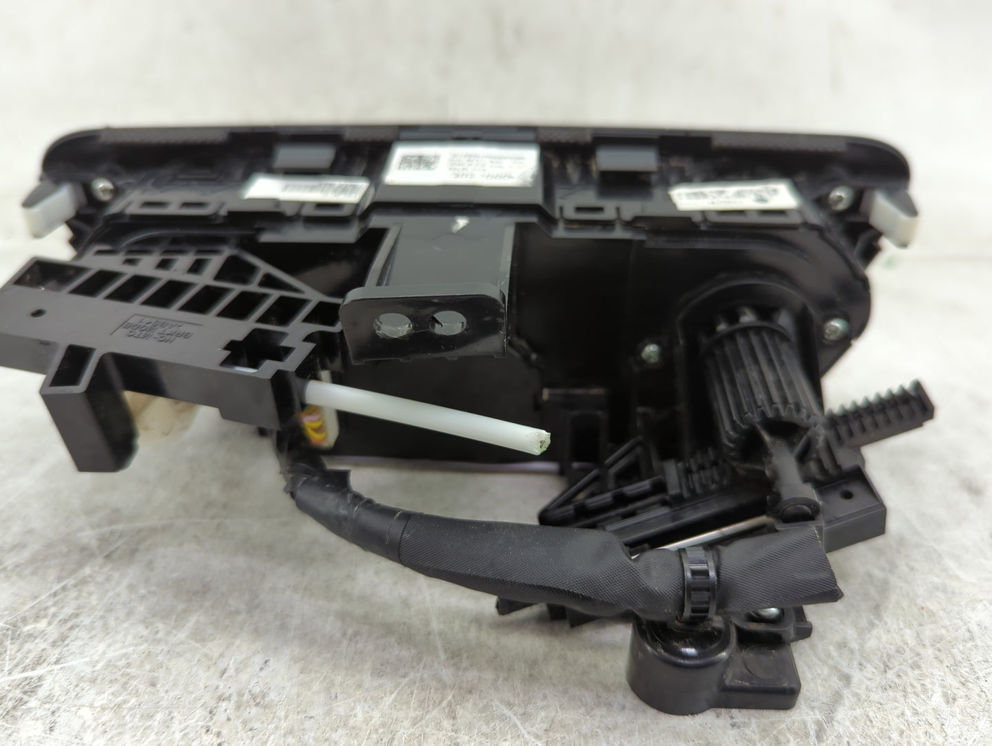 2018-2022 Hyundai Accent Climate Control Module Temperature AC/Heater Replacement P/N:97250J0000RDR 97250-J0XXX Fits OEM Use
