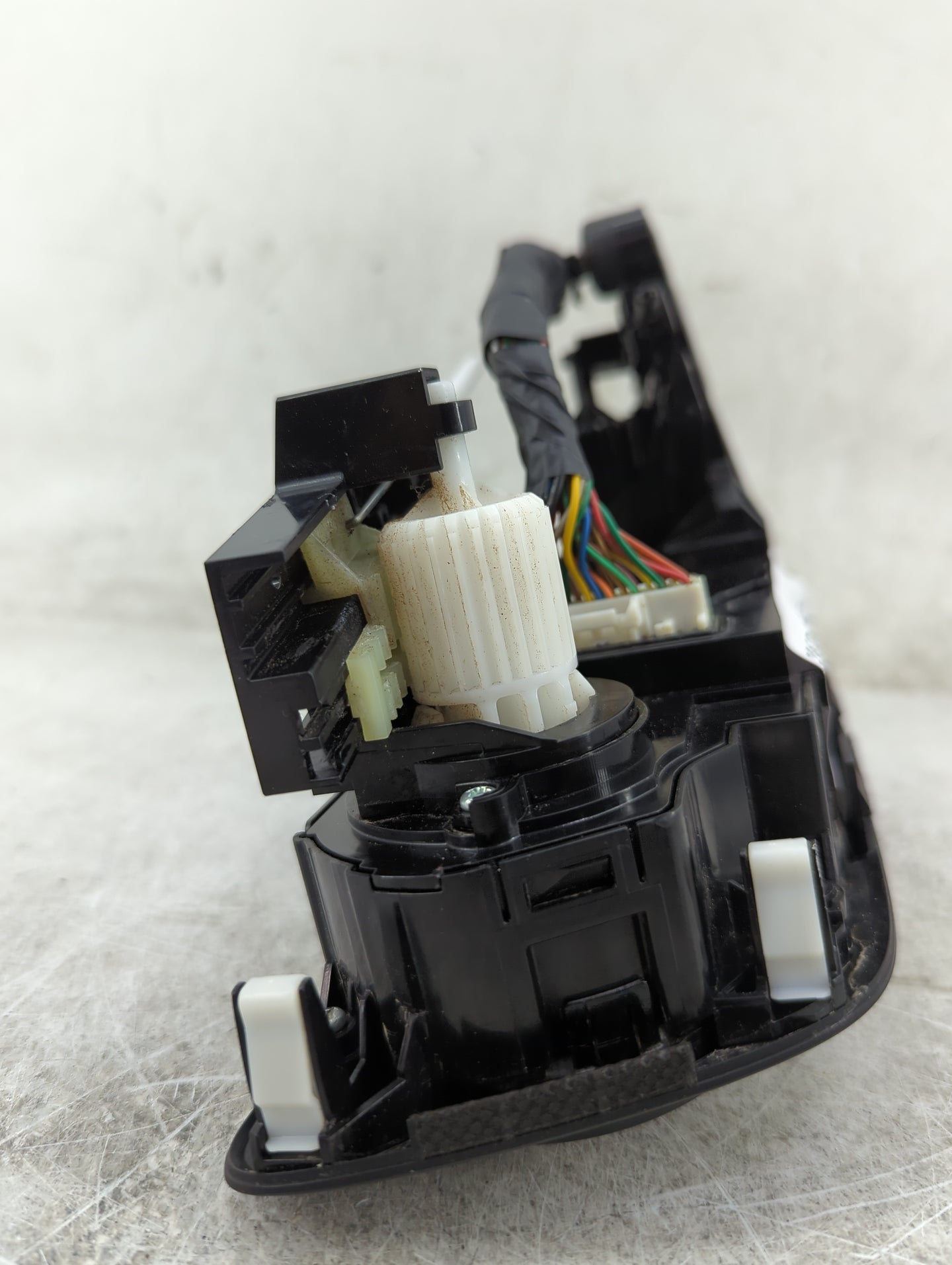 2018-2022 Hyundai Accent Climate Control Module Temperature AC/Heater Replacement P/N:97250J0000RDR 97250-J0XXX Fits OEM Use