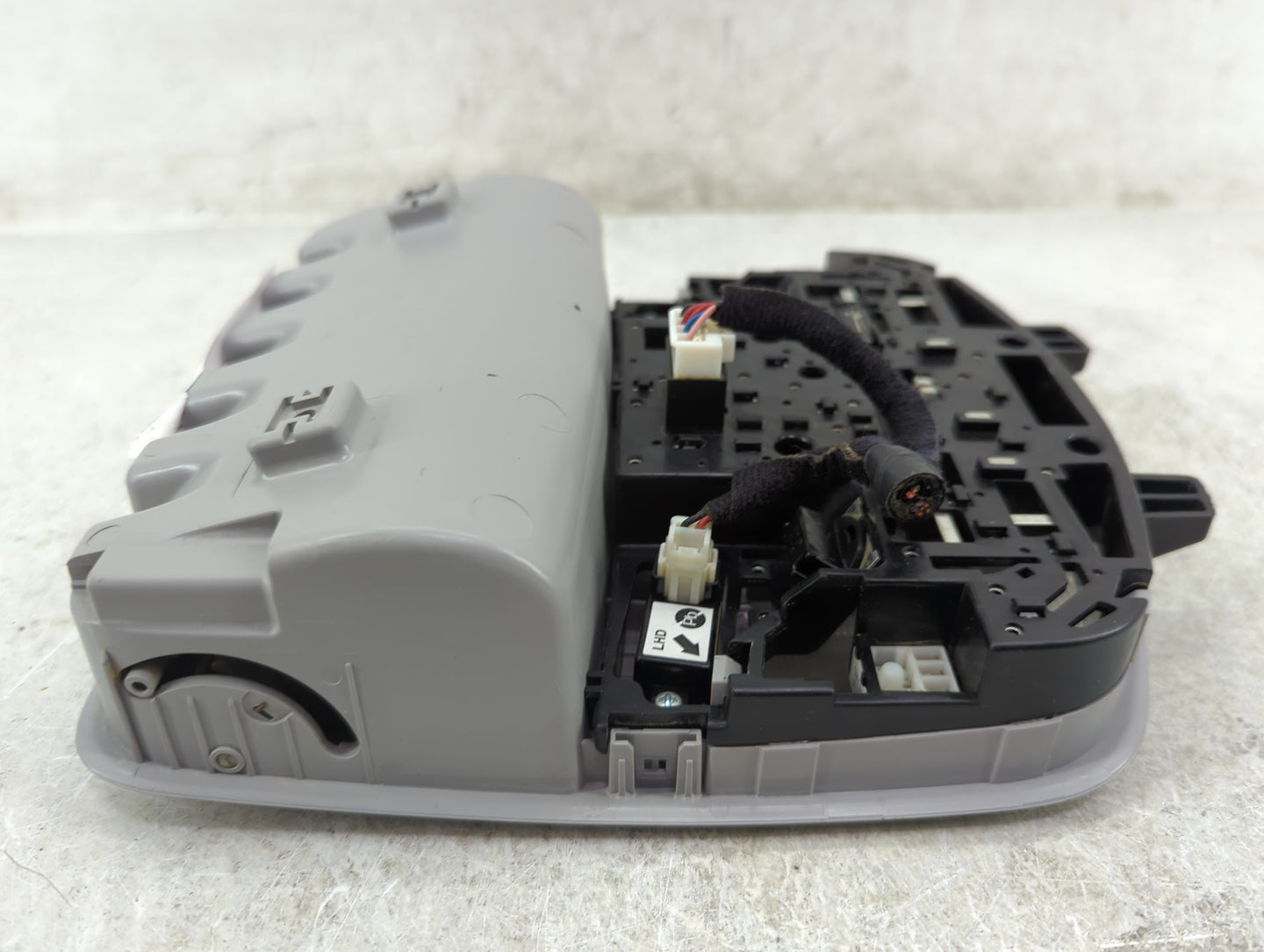 2018 Hyundai Accent Overhead Roof Console - Oemusedautoparts1.com