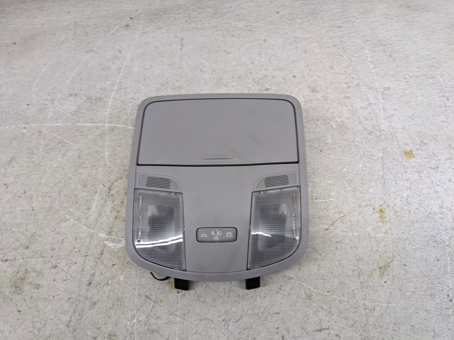 2018 Hyundai Accent Overhead Roof Console Gray - Oemusedautoparts1.com