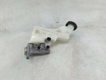 compare product 2018-2019 Hyundai Accent Brake Master Cylinder 1490288