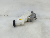 2018-2019 Hyundai Accent Brake Master Cylinder 1490288 - Oemusedautoparts1.com
