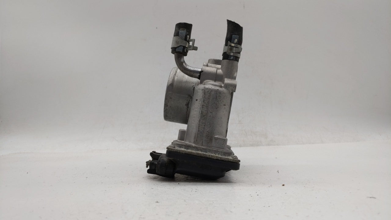 2012-2019 Hyundai Accent Throttle Body P/N:35100-2B300 Fits Fits 2012 2013 2014 2015 2016 2017 2018 2019 OEM Used Auto Parts
