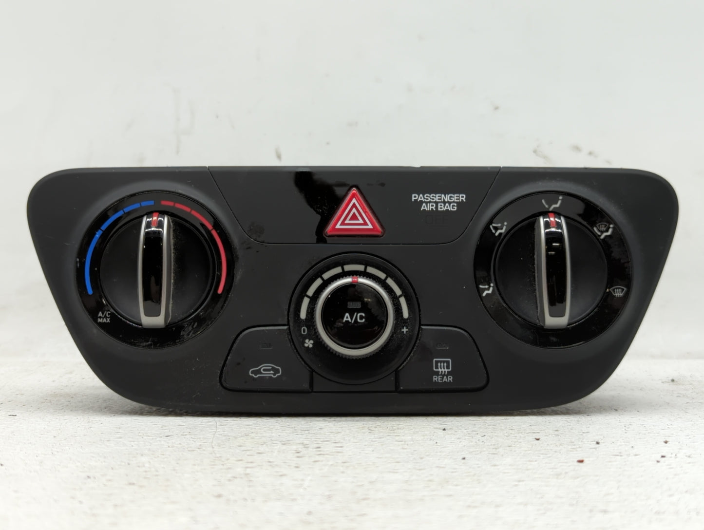 2018-2022 Hyundai Accent Climate Control Module Temperature AC/Heater Replacement P/N:97250J0000RDR Fits OEM Used Auto Parts