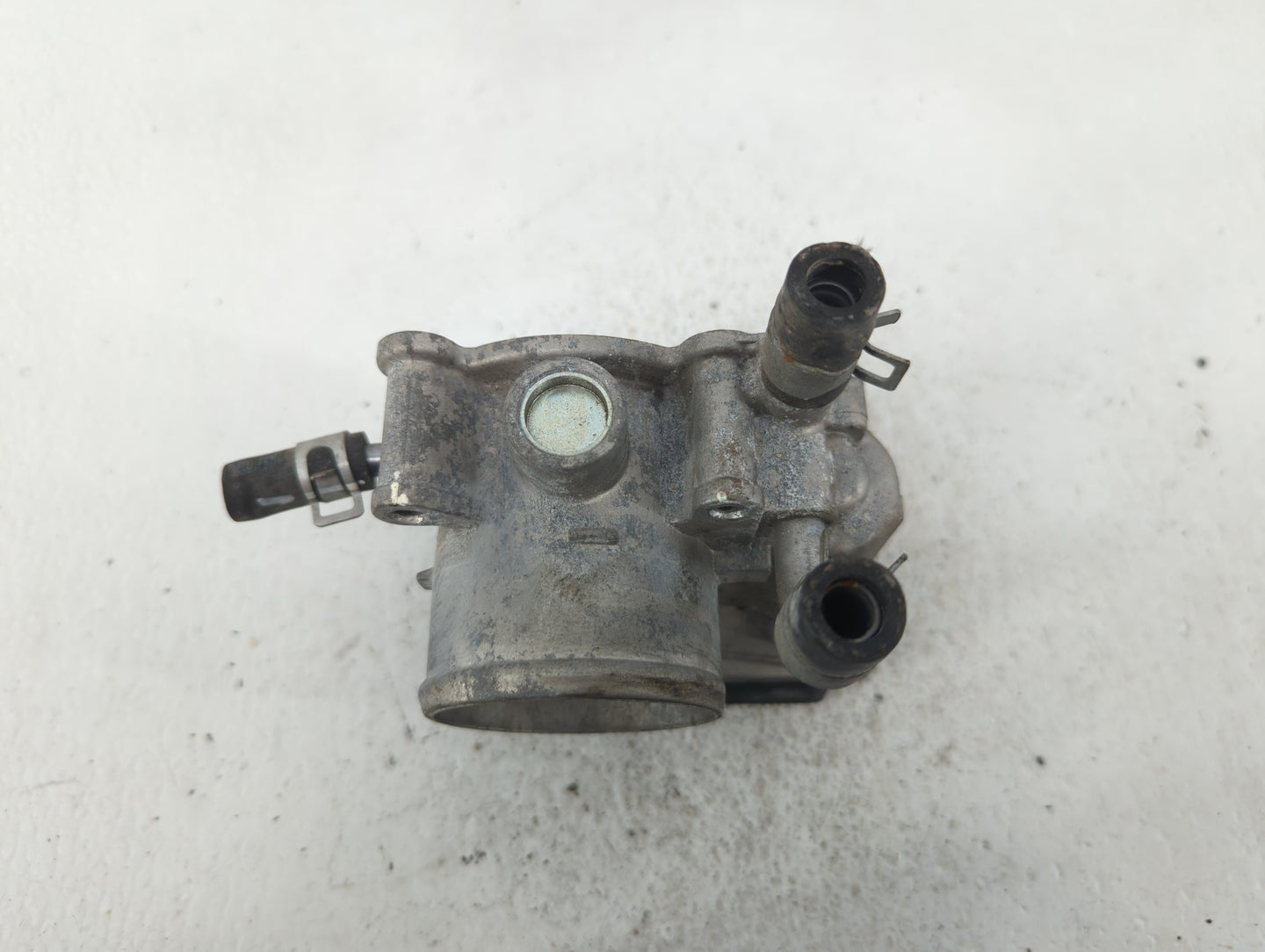 2012-2019 Hyundai Accent Throttle Body P/N:5304 07U01 35100-2B300 Fits Fits 2012 2013 2014 2015 2016 2017 2018 2019 OEM Used