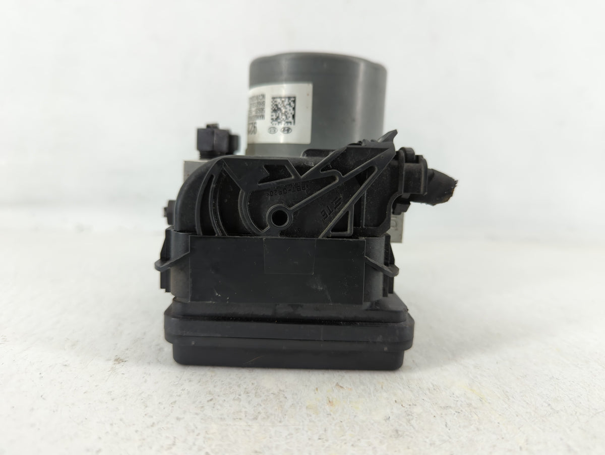 2018-2019 Hyundai Accent Anti-Lock Brake ABS Pump Module Actuator OEM P/N:58920-H9220 Fits Fits 2018 2019 OEM Used Auto Part