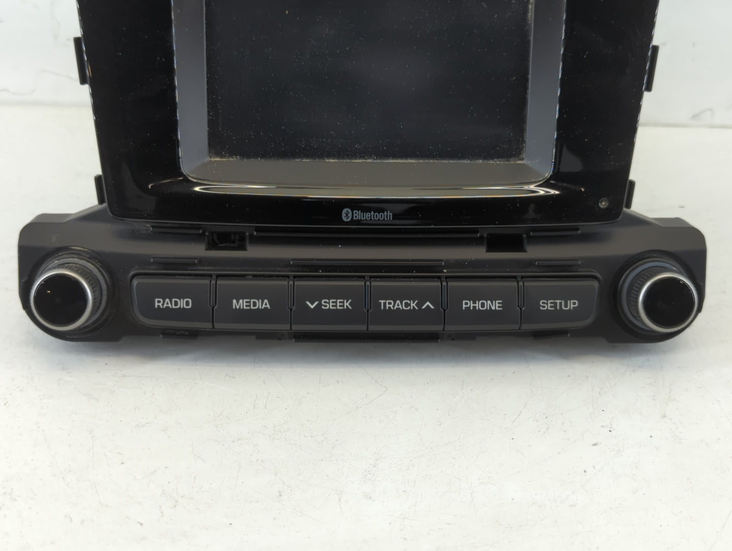 2018-2020 Hyundai Accent Am Fm Cd Player Radio Receiver - Oemusedautoparts1.com