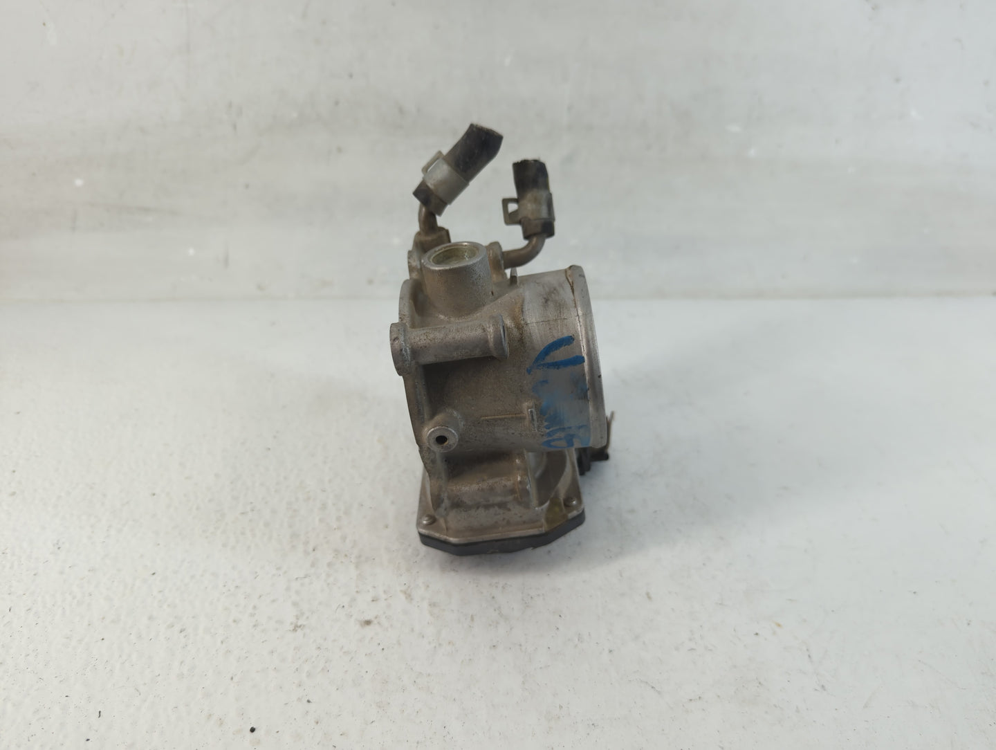 2011-2020 Hyundai Elantra Throttle Body P/N:35100-2E000 Fits Fits 2011 2012 2013 2014 2015 2016 2017 2018 2019 2020 2021 OEM