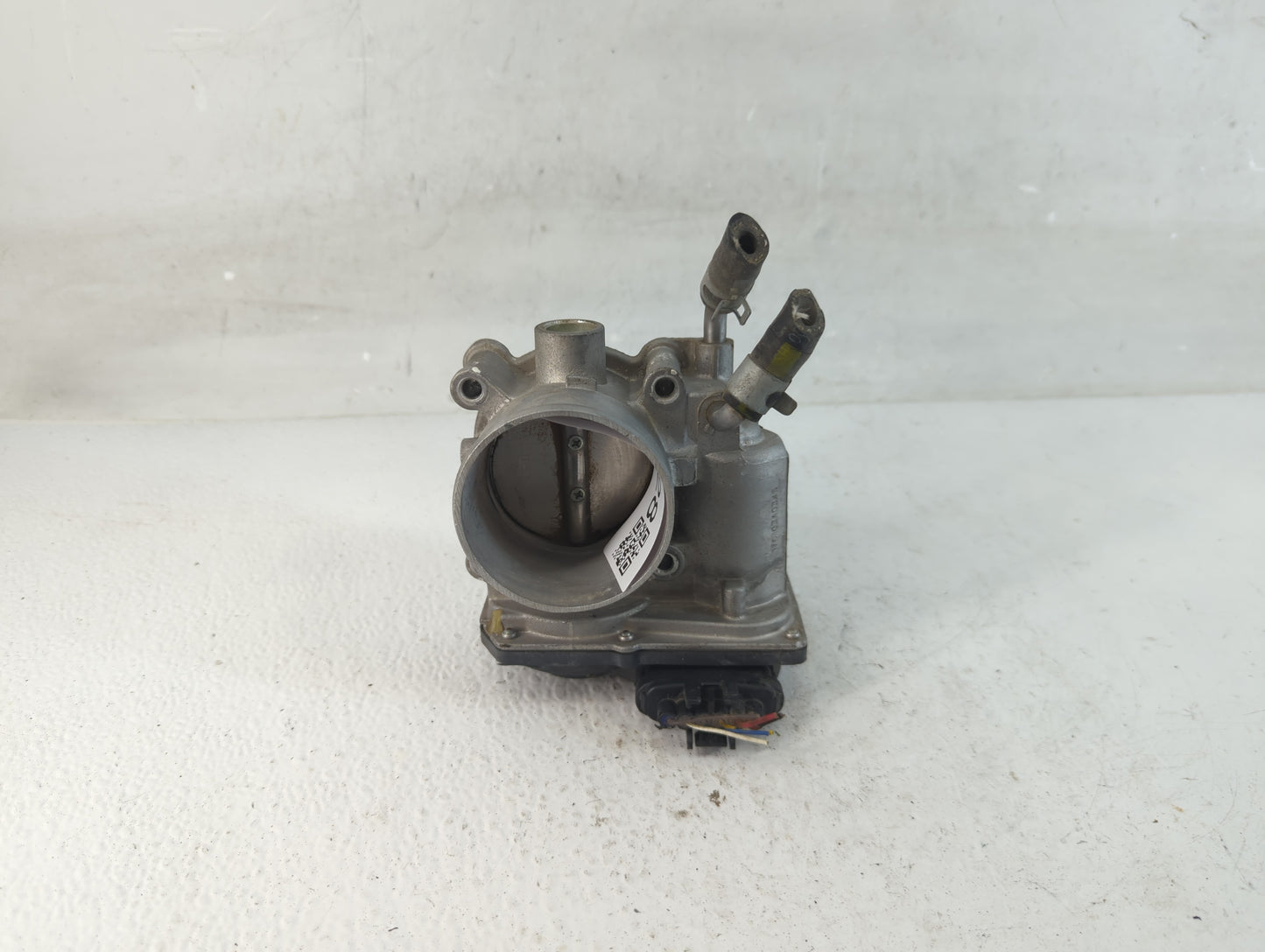 2011-2020 Hyundai Elantra Throttle Body P/N:35100-2E000 Fits Fits 2011 2012 2013 2014 2015 2016 2017 2018 2019 2020 2021 OEM