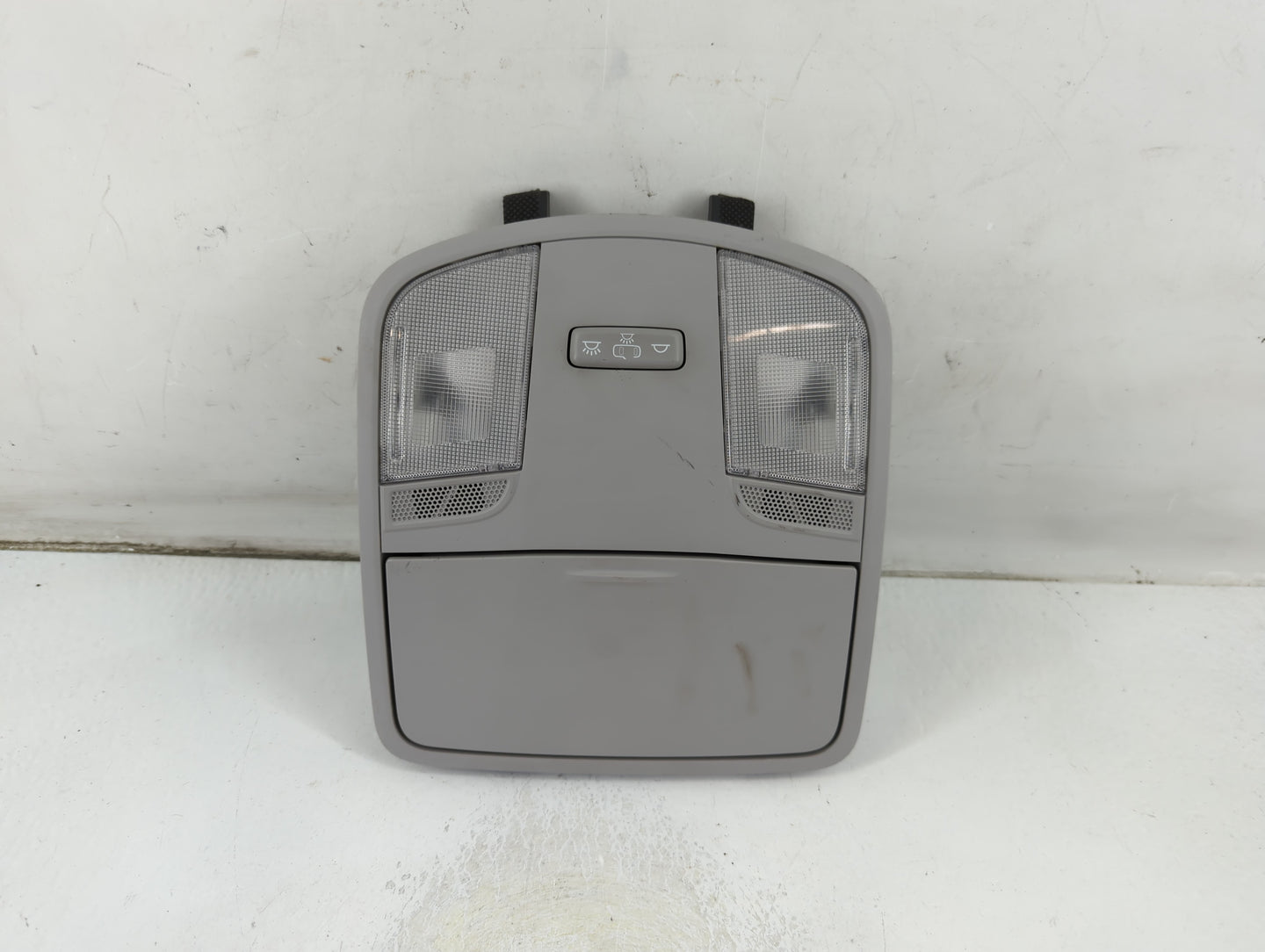 2018 Hyundai Elantra Overhead Roof Console - Oemusedautoparts1.com