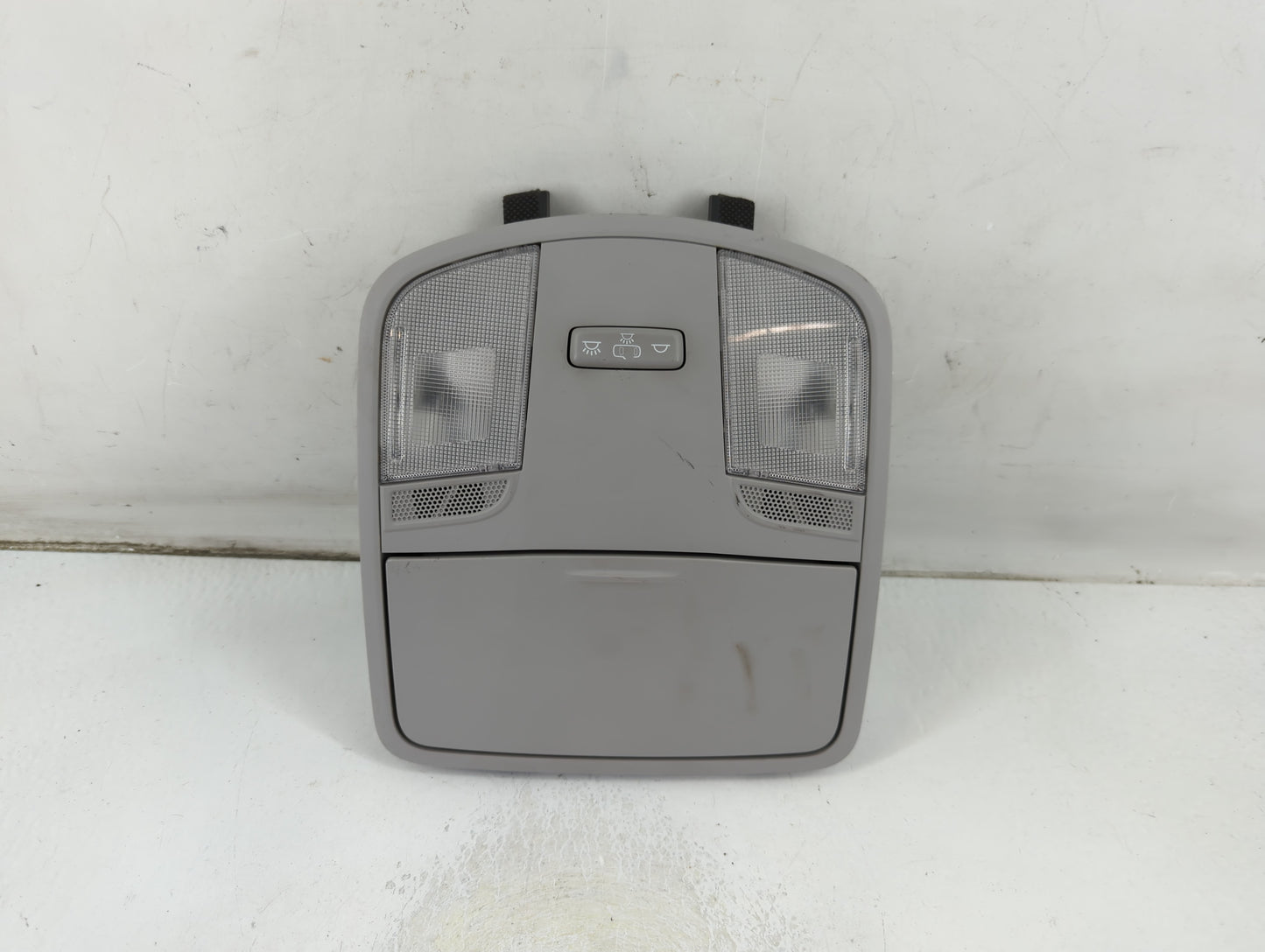 2018 Hyundai Elantra Overhead Roof Console - Oemusedautoparts1.com