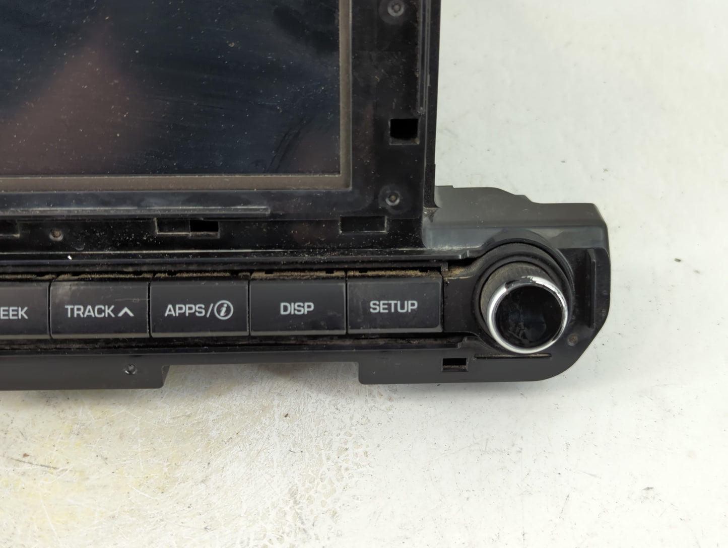 2017-2018 Hyundai Elantra Radio AM FM Cd Player Receiver Replacement P/N:96160-F2101UAT Fits Fits 2017 2018 OEM Used Auto Pa