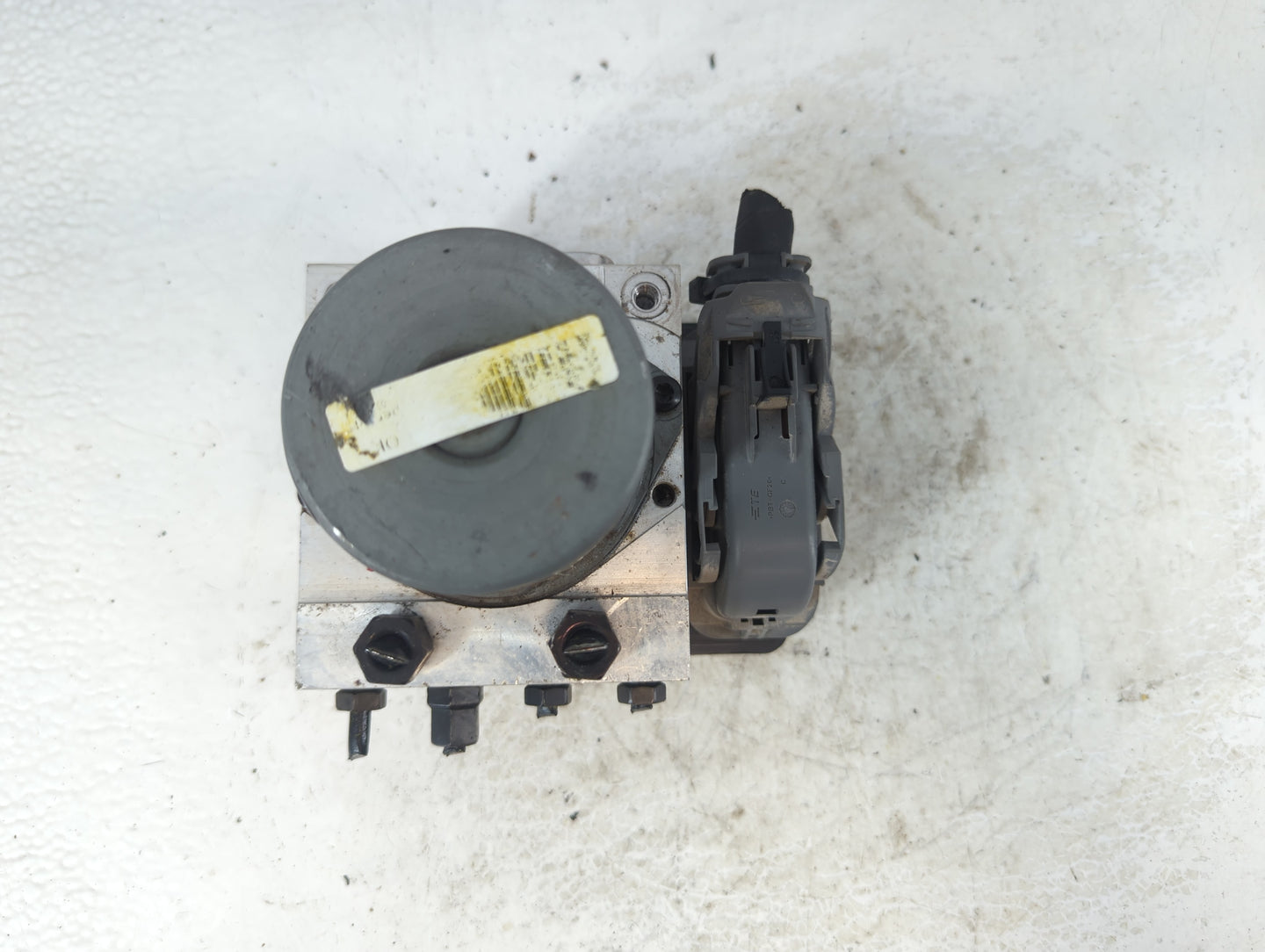 2017-2019 Hyundai Elantra ABS Pump Control Module Replacement P/N:58900-F2500 Fits Fits 2017 2018 2019 OEM Used Auto Parts -