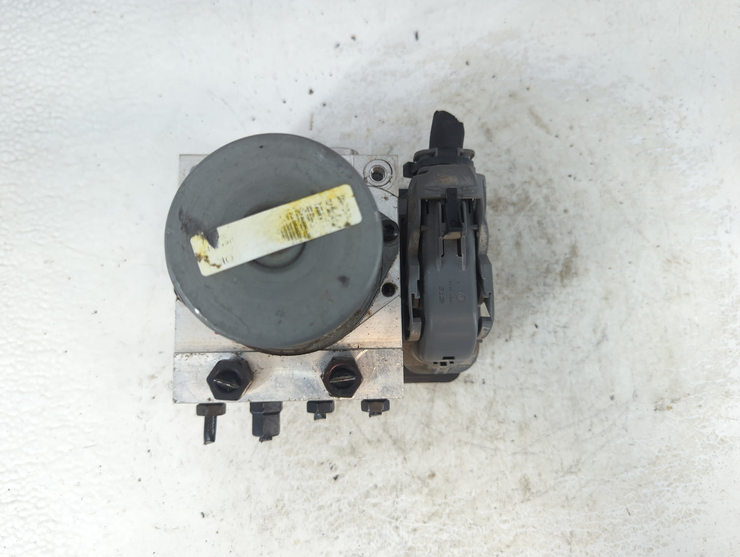 2017-2019 Hyundai Elantra ABS Pump Control Module Replacement P/N:58900-F2500 Fits Fits 2017 2018 2019 OEM Used Auto Parts -