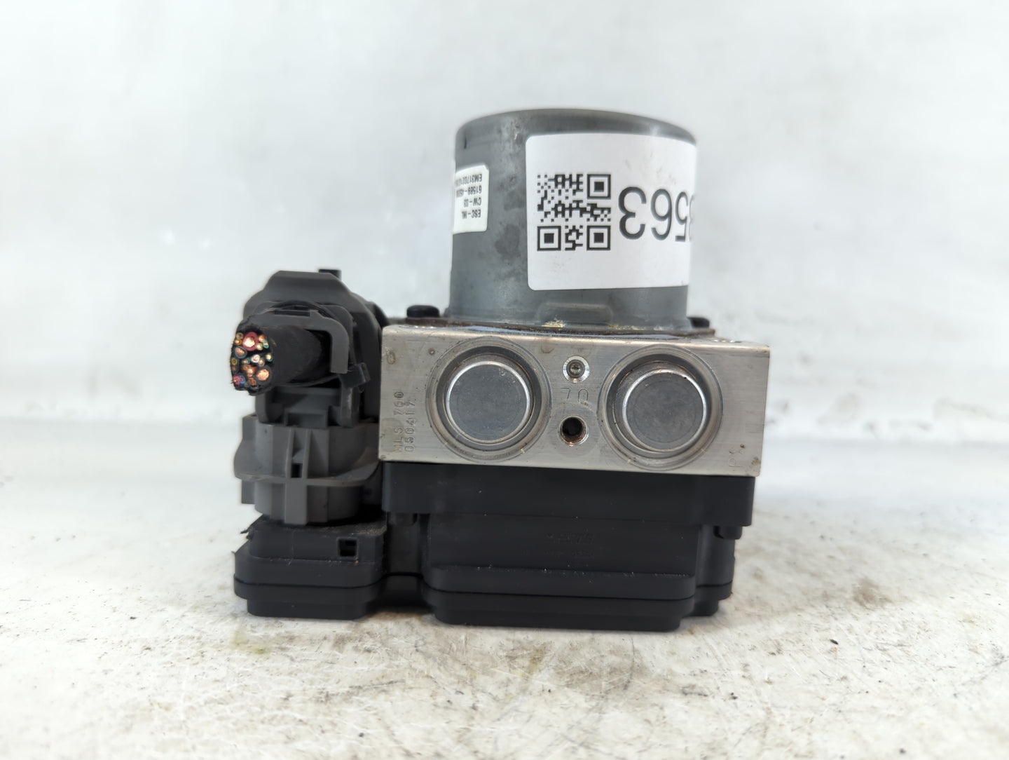 2017-2019 Hyundai Elantra ABS Pump Control Module Replacement P/N:58900-F2500 Fits Fits 2017 2018 2019 OEM Used Auto Parts -