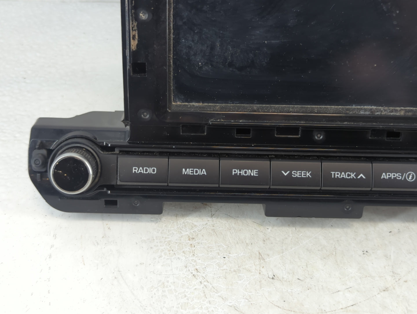 2017-2018 Hyundai Elantra Radio AM FM Cd Player Receiver Replacement P/N:96160-F2101UAT Fits Fits 2017 2018 OEM Used Auto Pa