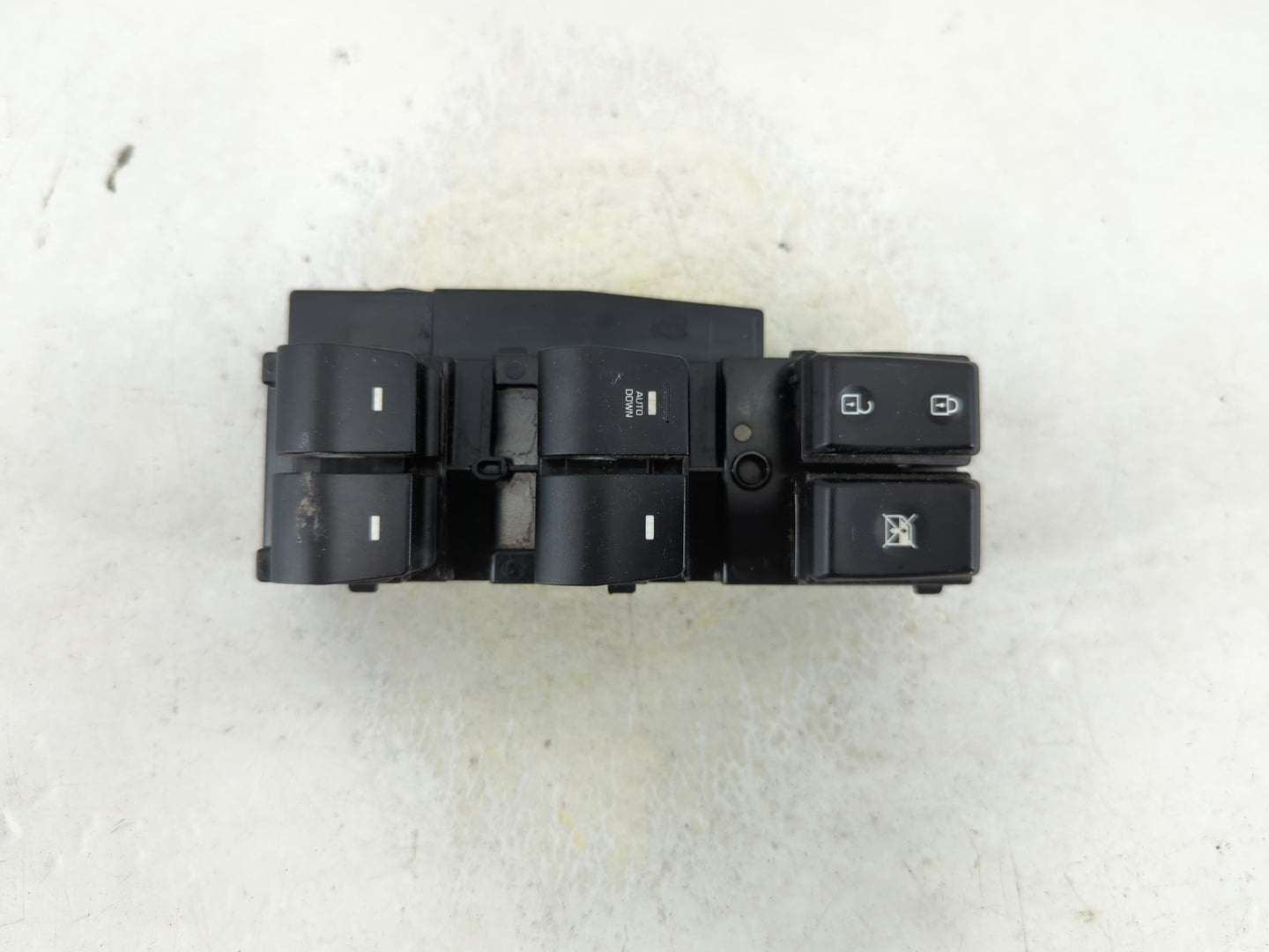 2017-2020 Hyundai Elantra Master Power Window Switch Replacement Driver Side Left P/N:R400613 93570-F2100 Fits OEM Used Auto