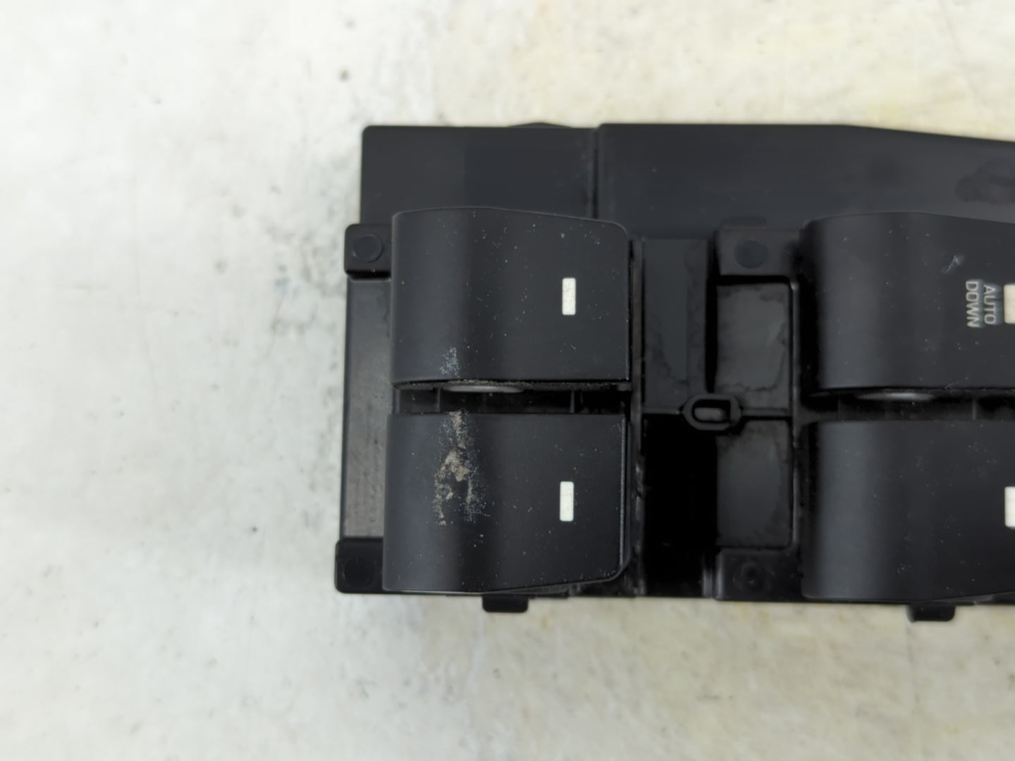 2017-2020 Hyundai Elantra Master Power Window Switch Replacement Driver Side Left P/N:R400613 93570-F2100 Fits OEM Used Auto