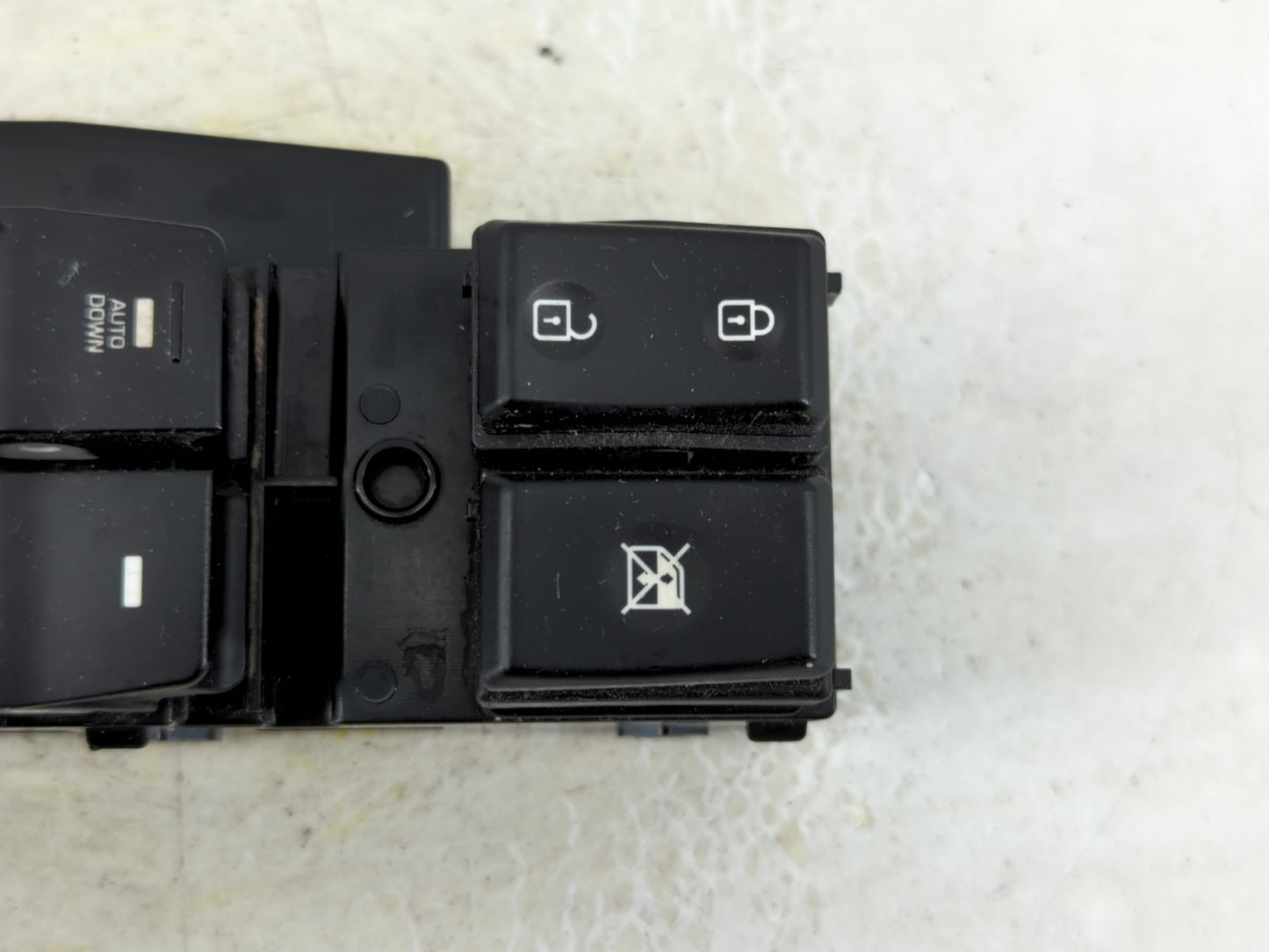 2017-2020 Hyundai Elantra Master Power Window Switch Replacement Driver Side Left P/N:R400613 93570-F2100 Fits OEM Used Auto