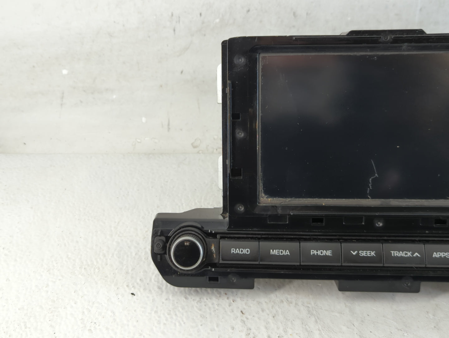 2017-2018 Hyundai Elantra Radio AM FM Cd Player Receiver Replacement P/N:96160-F2101UAT Fits Fits 2017 2018 OEM Used Auto Pa