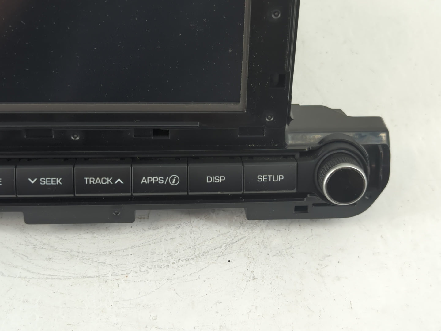 2017-2018 Hyundai Elantra Radio AM FM Cd Player Receiver Replacement P/N:96160-F2101UAT Fits Fits 2017 2018 OEM Used Auto Pa
