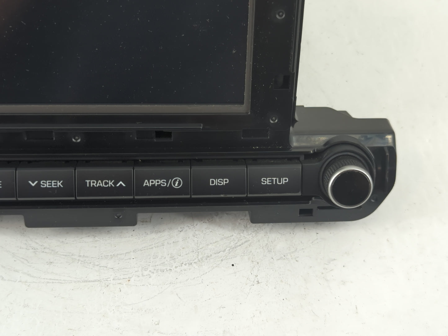 2017-2018 Hyundai Elantra Radio AM FM Cd Player Receiver Replacement P/N:96160-F2101UAT Fits Fits 2017 2018 OEM Used Auto Pa