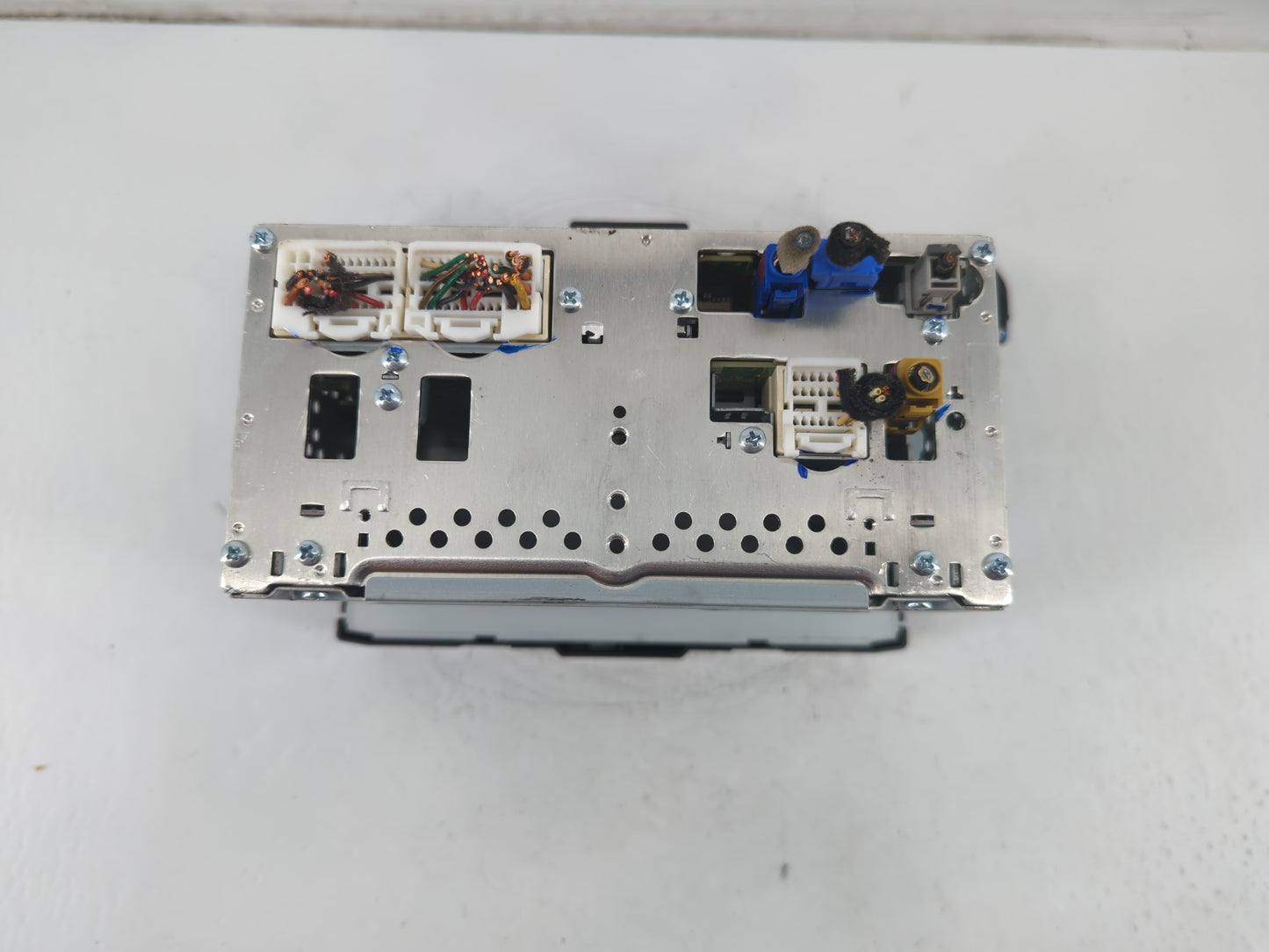2017-2018 Hyundai Elantra Radio AM FM Cd Player Receiver Replacement P/N:96160-F2101UAT Fits Fits 2017 2018 OEM Used Auto Pa