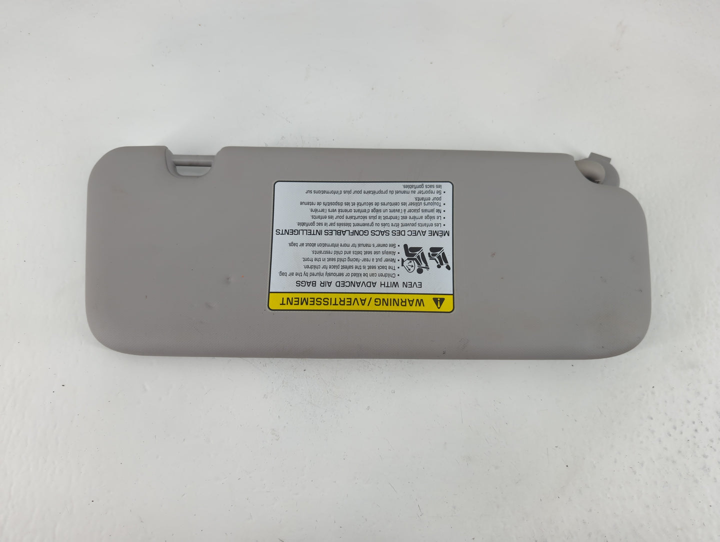 2017-2020 Hyundai Elantra Sun Visor Shade Replacement Passenger Right Mirror Fits Fits 2017 2018 2019 2020 OEM Used Auto Par