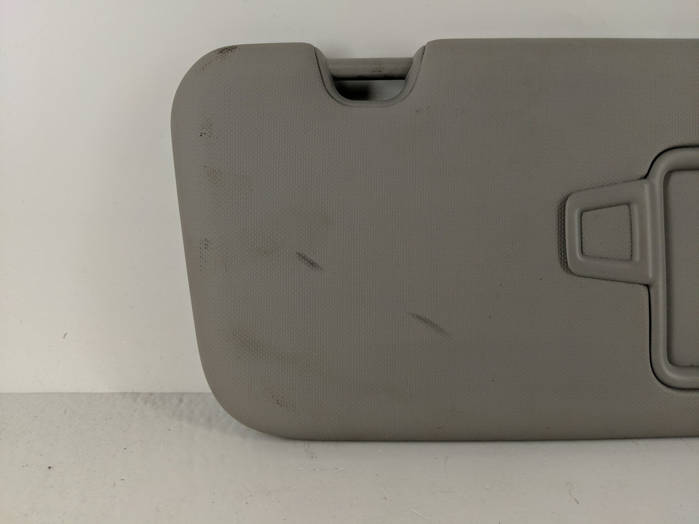 2017-2020 Hyundai Elantra Sun Visor Shade Replacement Passenger Right Mirror Fits Fits 2017 2018 2019 2020 OEM Used Auto Par